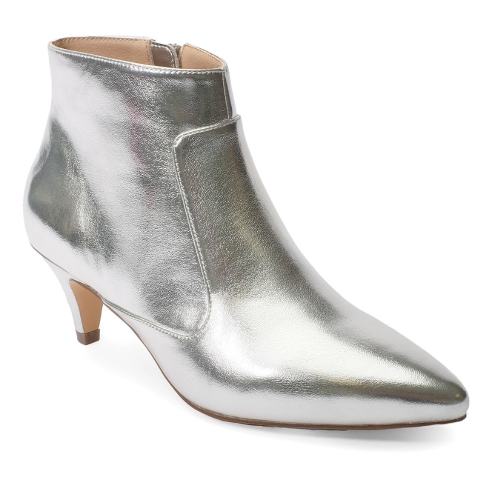 Jane and the Shoe Kizzy Kitten Heel Boot Silver Size 7 NWOT